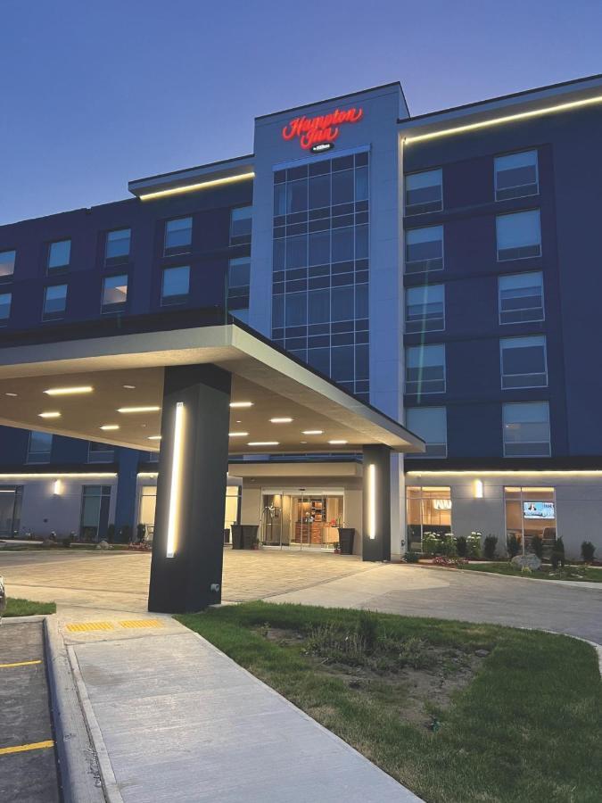 Hampton Inn By Hilton 金斯顿 外观 照片