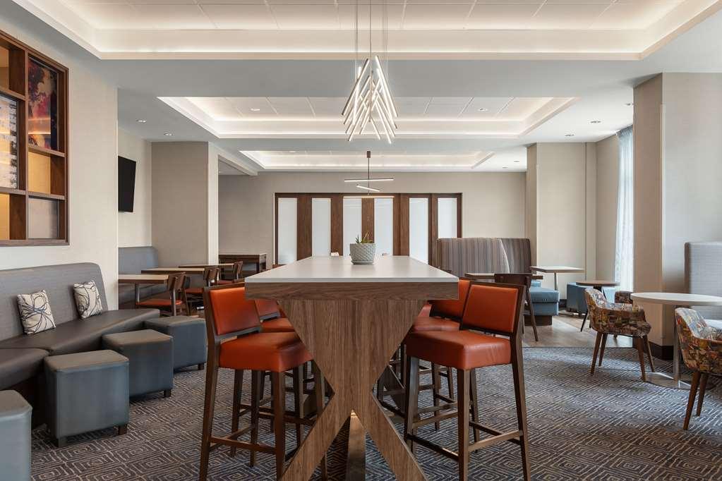 Hampton Inn By Hilton 金斯顿 内观 照片